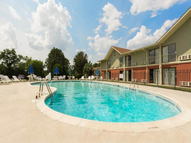 Howard Johnson By Wyndham Beaufort/Parris Island Exteriér fotografie